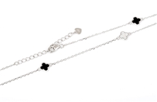 Dámský stříbrný náhrdelník čtyřlístek s onyxem a perletí STNAH175F + dárek zdarma