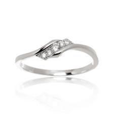 Stříbrný prsten s čirými zirkony STRP0557F