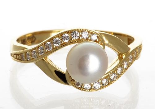 Zlatý prsten s perlou PR0149F + DÁREK ZDARMA
